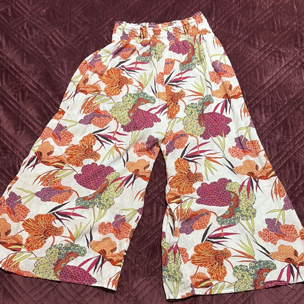 Rachel Zoe Floral Textured Fabric